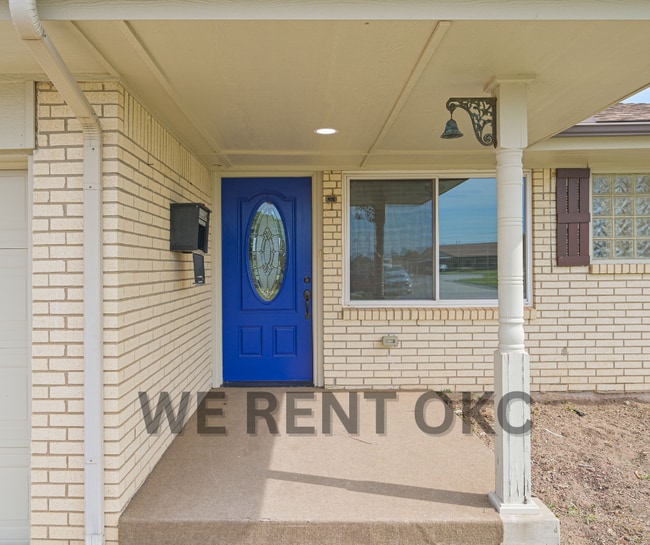 Photo - 853 SW 8th St House