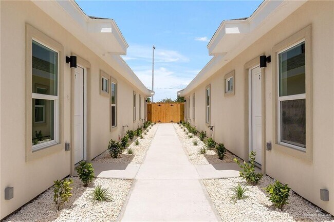 Foto del edificio - 6811 N 59th Ln