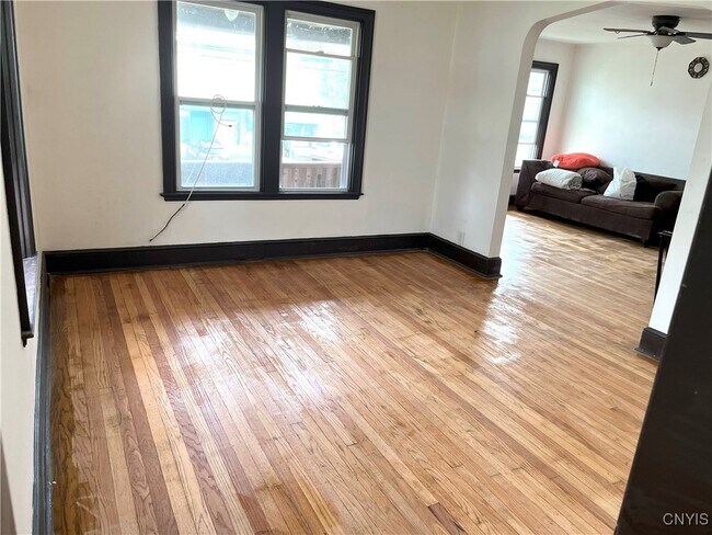 Foto del edificio - 601-603 Court St