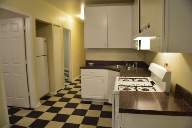 Building Photo - 3324 W Le Moyne St