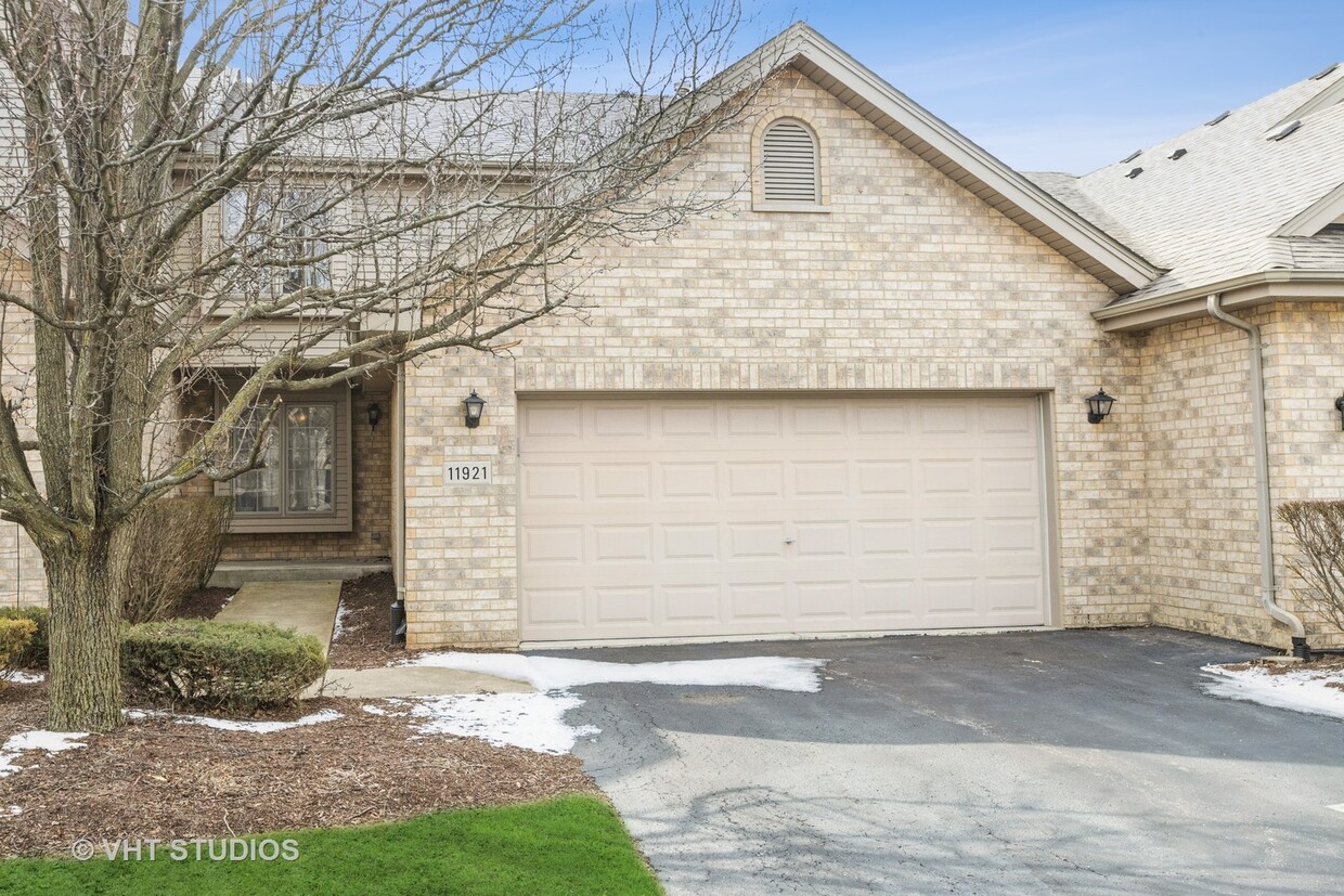 Foto principal - 11921 Somerset Rd