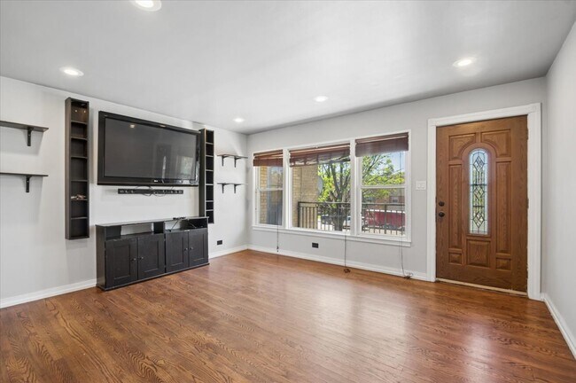 Foto del edificio - 4847 N Harlem Ave