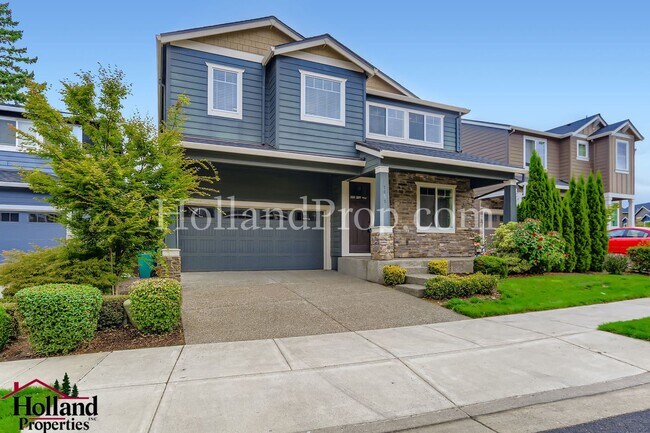 Building Photo - **NEW LOWER RENT + $200 OFF YOUR FIRST FUL...