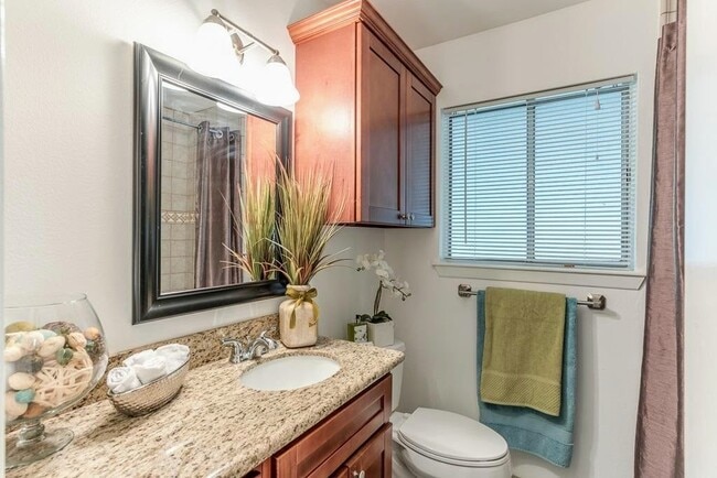 Building Photo - 4111 Hill Oak Dr