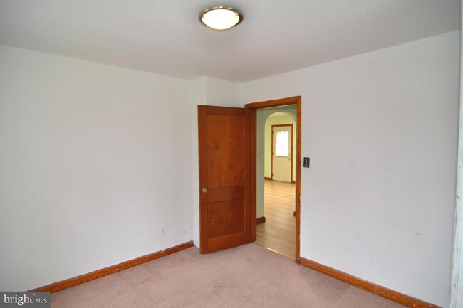 Building Photo - 9850 Berry Rd