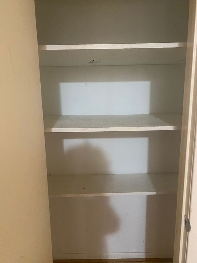 Building Photo - Perfect 3 bedroom 2 bathroom house located in Little Rock!