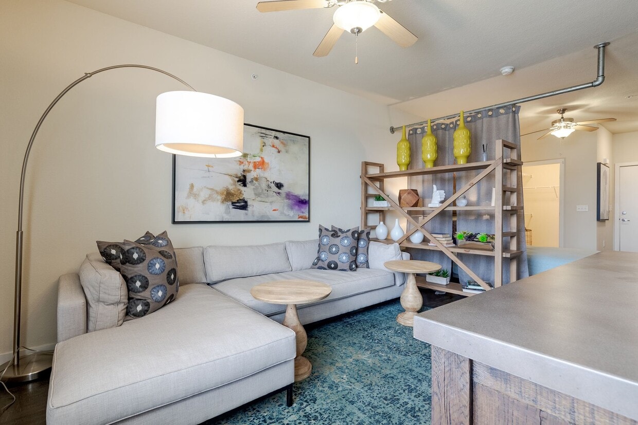 Park Avenue Lofts 320 S University Ave Little Rock, AR 72205