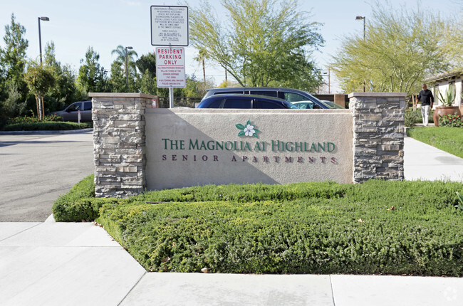 Foto del edificio - The Magnolia at Highland Senior Apartments