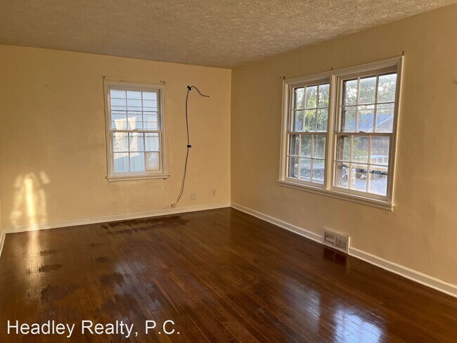 Foto del edificio - 3 br, 2 bath House - 310 Hillcrest Dr.