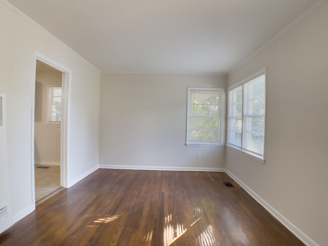 Foto del edificio - Charming 3 Bedroom 2 bath in 38118