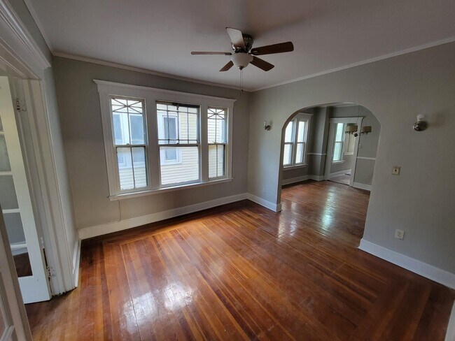 Foto del edificio - 504 Winthrop Ave