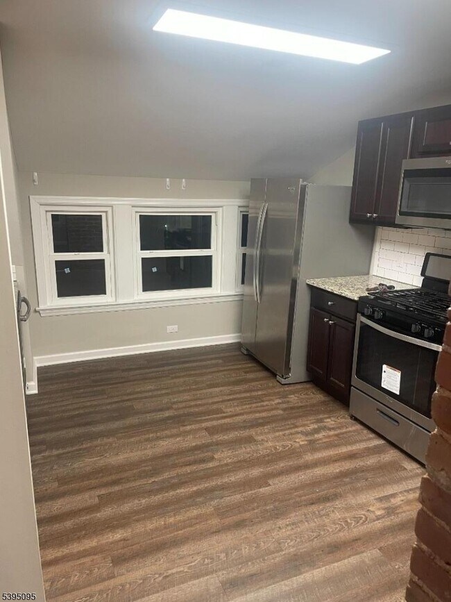 Foto del edificio - 38 Morris Ave