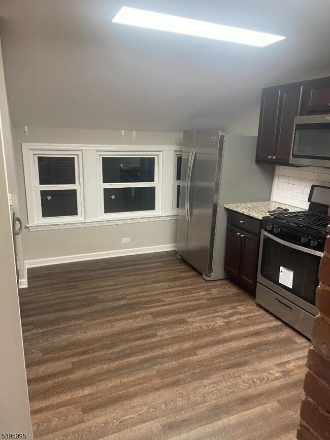 Building Photo - 38 Morris Ave