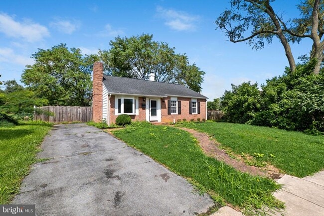 Foto del edificio - 1317 Cedarwood Dr