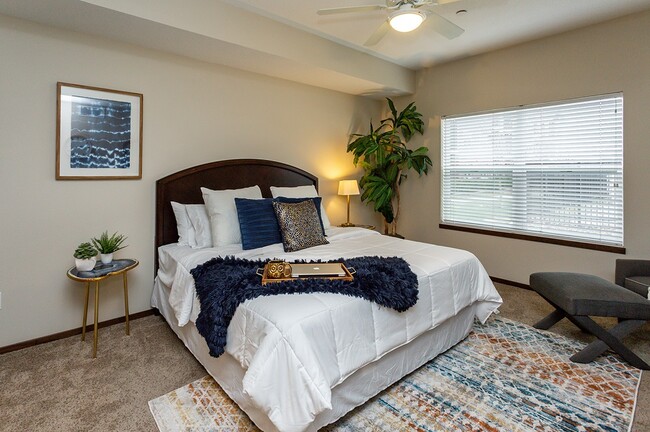 Master Bedroom - Sierra Pointe Apartments