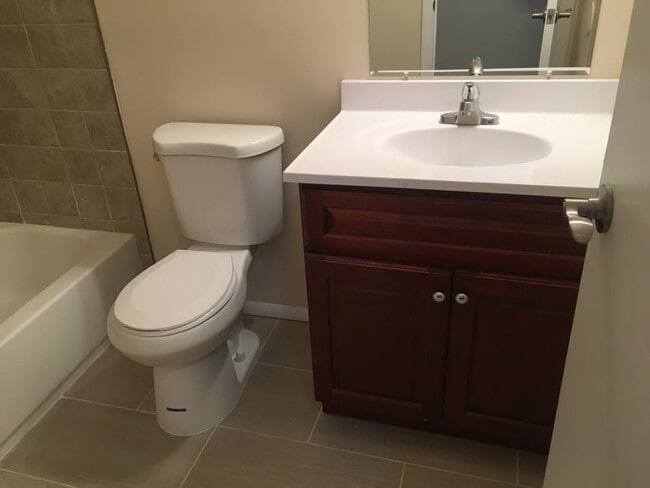 Building Photo - 23 Sandra Rd Building Photo - 23 Sandra Rd