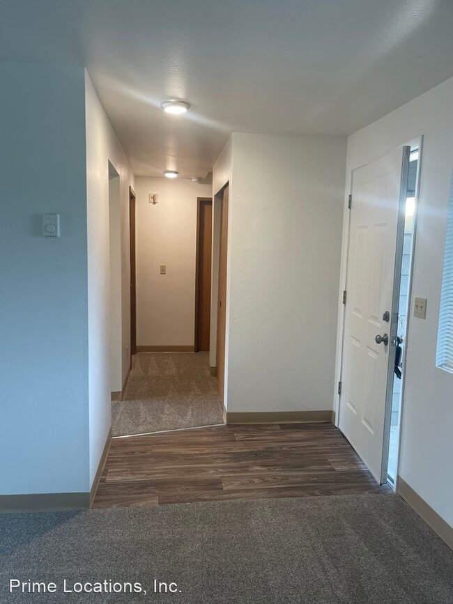 Building Photo - 2 br, 1 bath Apartment - 3120 14th Avenue ...