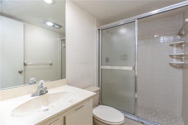 Building Photo - 933 Cypress Grove Dr