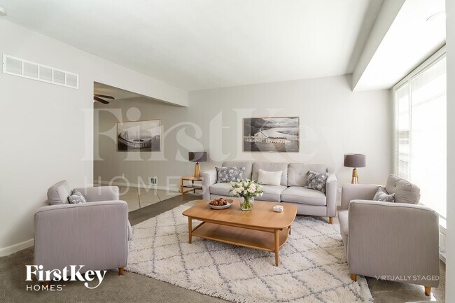 Foto del edificio - 6312 E 102nd St