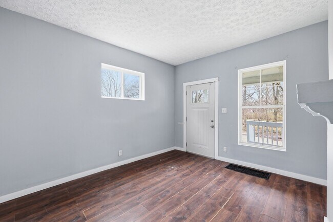 Foto del edificio - 1737 Terrace Ave