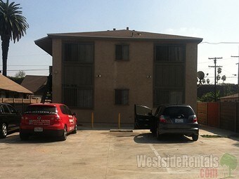 Primary Photo - 7606 S Figueroa St