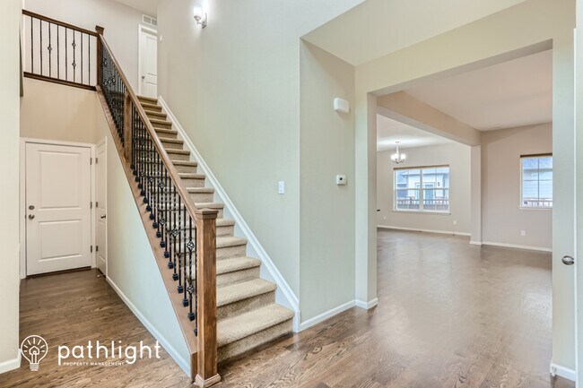 Building Photo - 6354 N Genoa Way