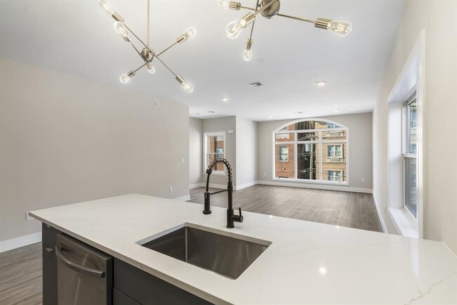 Building Photo - 6110 Fillmore Pl