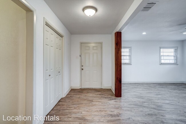 Building Photo - 3 br, 2 bath House - 2826 54th Street