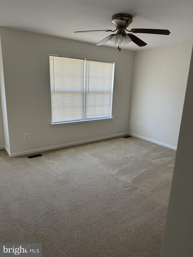 9533 N Laurel Rd, Laurel, MD 20723 House Rental in Laurel, MD