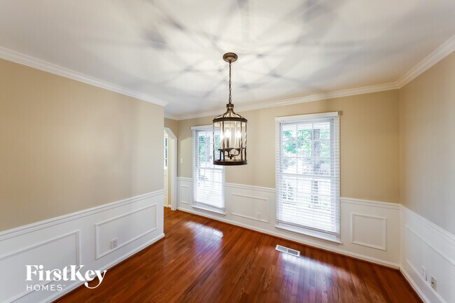 Building Photo - 532 Russet Bend Dr