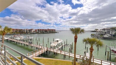 Building Photo - 363 Pinellas Bayway S