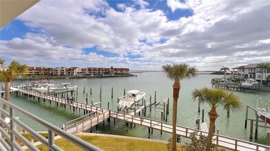 Building Photo - 363 Pinellas Bayway S