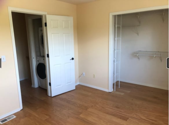Building Photo - Fremont Greenwood Townhome