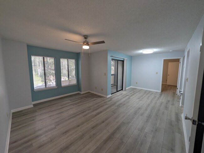 Foto del edificio - 3550 Sable Palm Ln