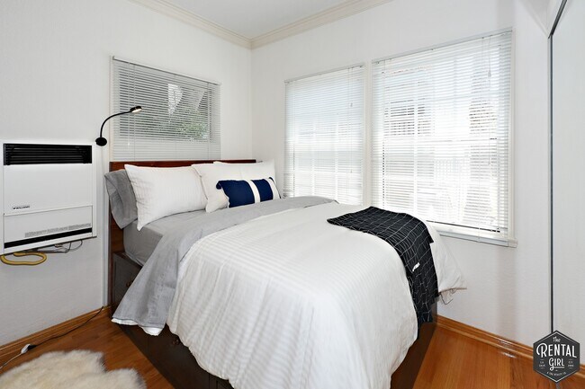 Foto del edificio - 26 Breeze Ave