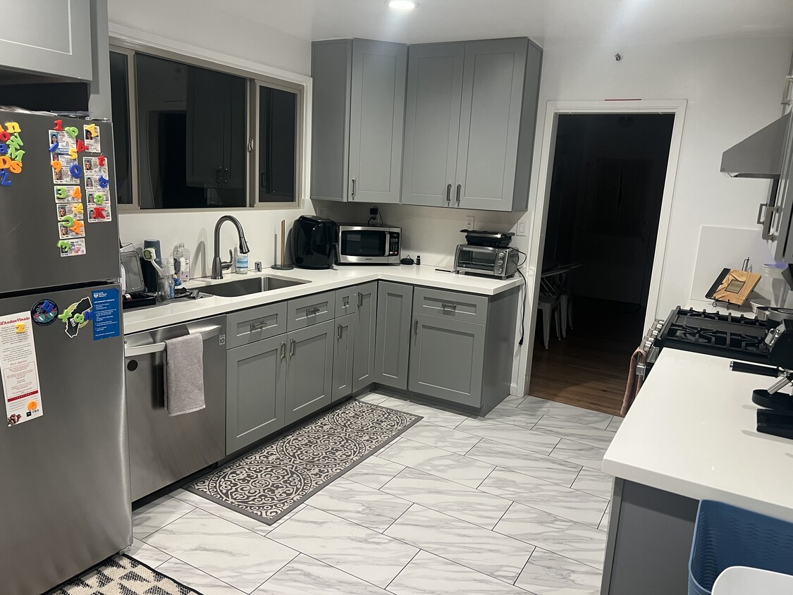 Beautiful Brand New Kitchen - 8315 Fordham Rd