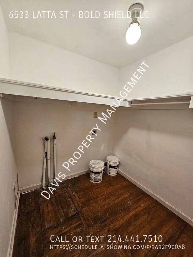 Foto del edificio - 6533 Latta St