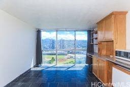 Building Photo - 2211 Ala Wai Blvd