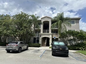 Building Photo - 5001 Wiles Rd