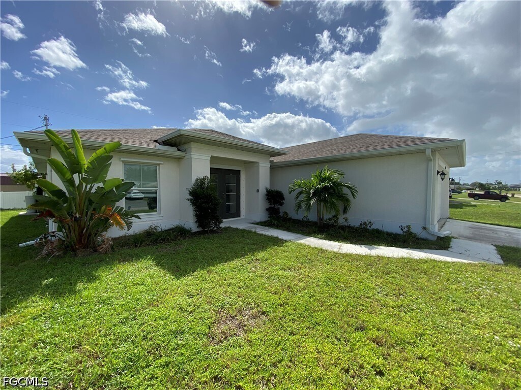 Building Photo - 2821 NW 6th Pl