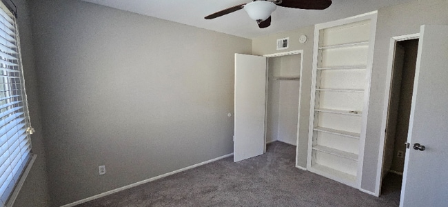 Foto del edificio - 14886 Reedley St