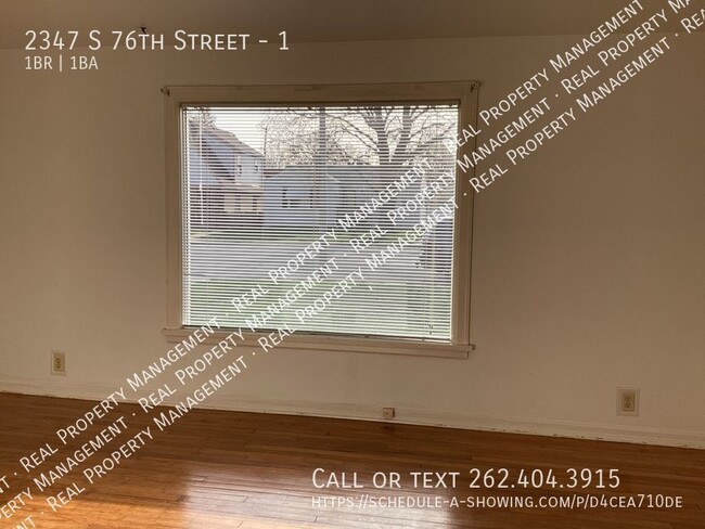 Building Photo - One bedroom lower unit in convenient location