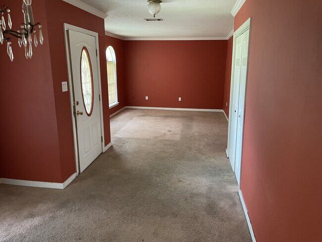 Building Photo - 1483 Wooddell Dr