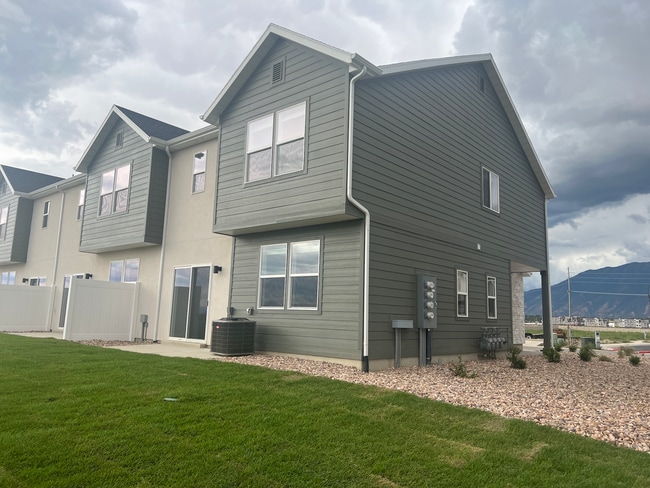 Building Photo - 1713 N 840 W