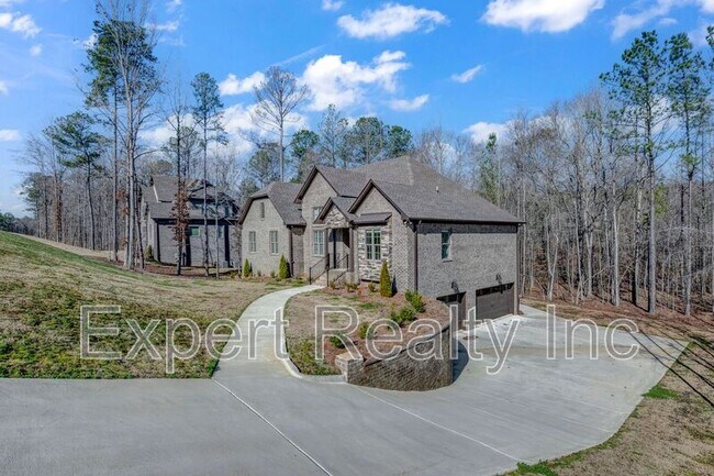 Building Photo - 1102 Grey Oaks Vly