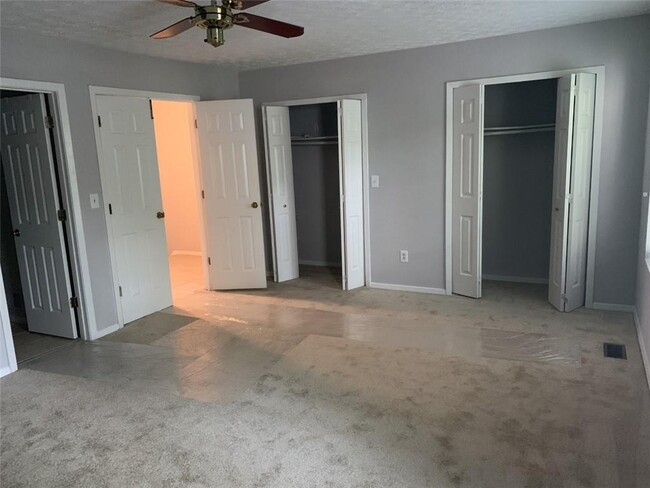 Building Photo - 6171 Summit Trail