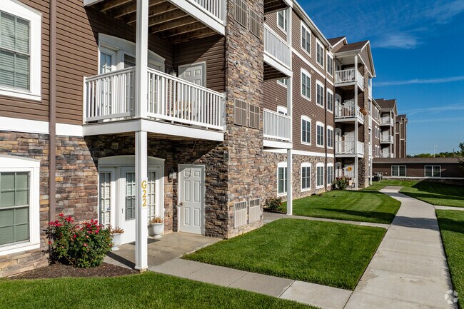 Foto del edificio - Connect55+ Elkhorn Active Community 55+