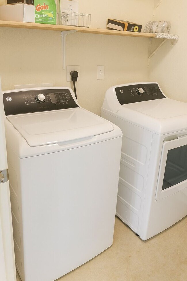 Foto del edificio - 5 Bedroom, 2.5 bath in Killeen