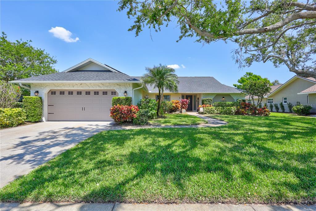 Foto principal - 10825 Christopher Ct