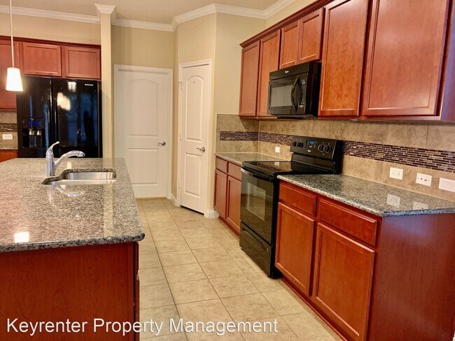 Foto del edificio - 3 br, 2.5 bath House - 10025 Aly May Dr